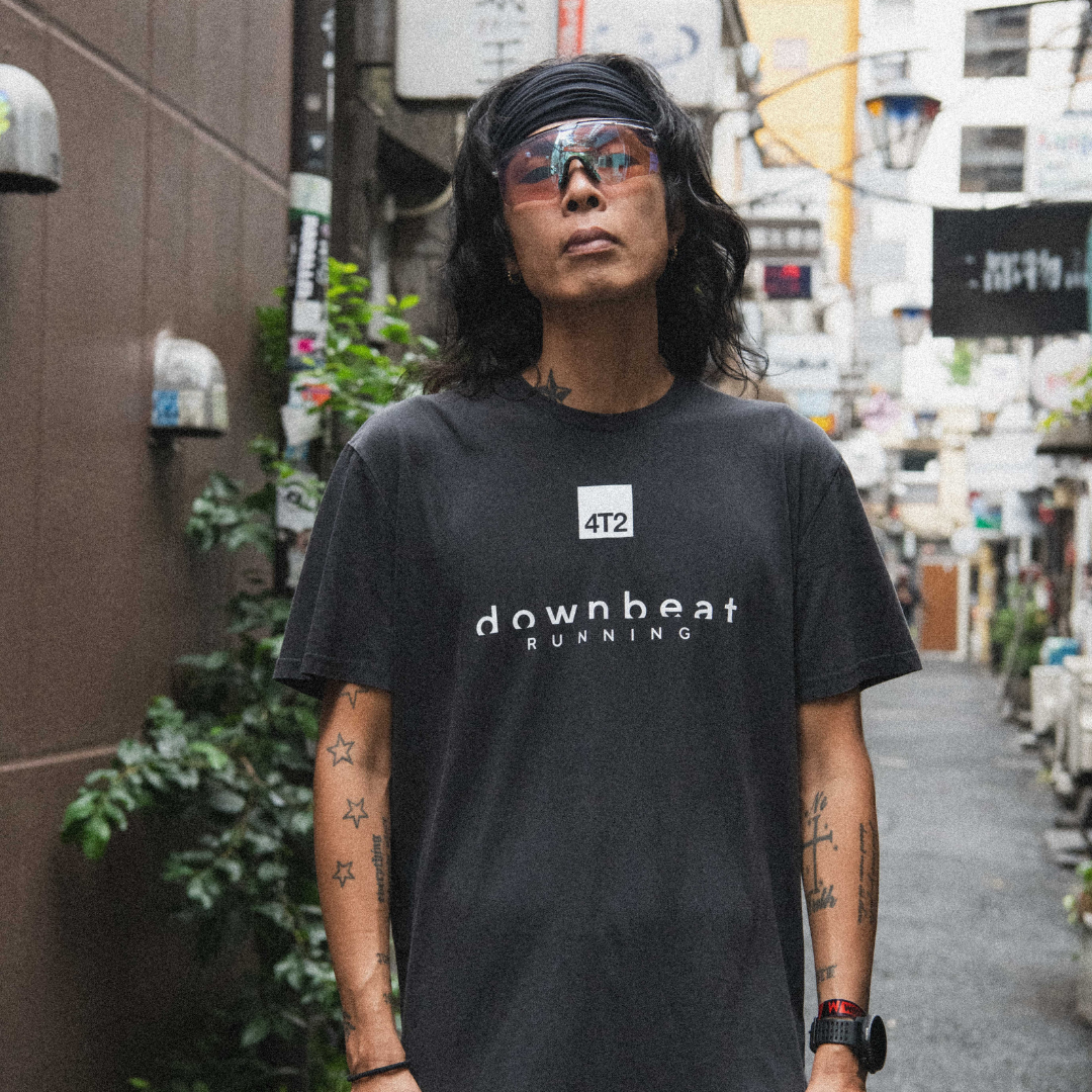 tee downbeat running, tokyo love on vintage black, archive.